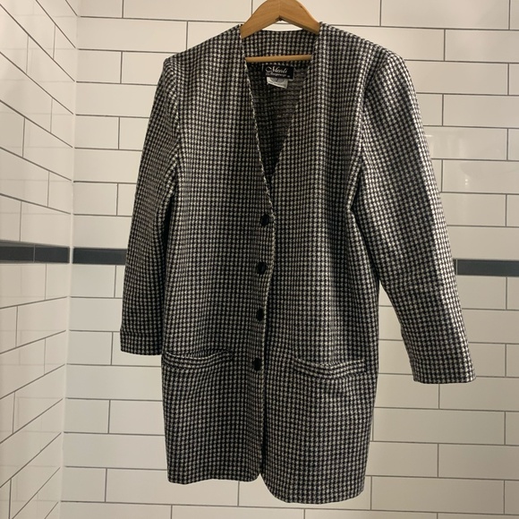 Vintage Virgin Wool Coat - Picture 4 of 5